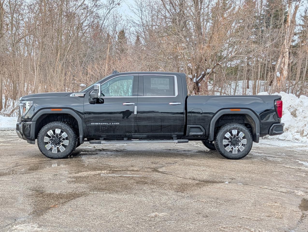 2026 GMC SIERRA 2500HD DENALI Photo