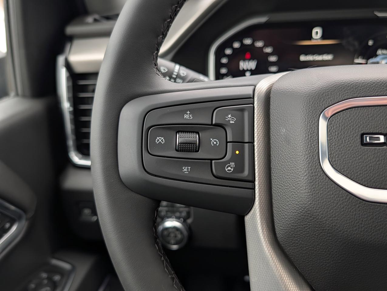 2026 GMC SIERRA 2500HD DENALI Photo