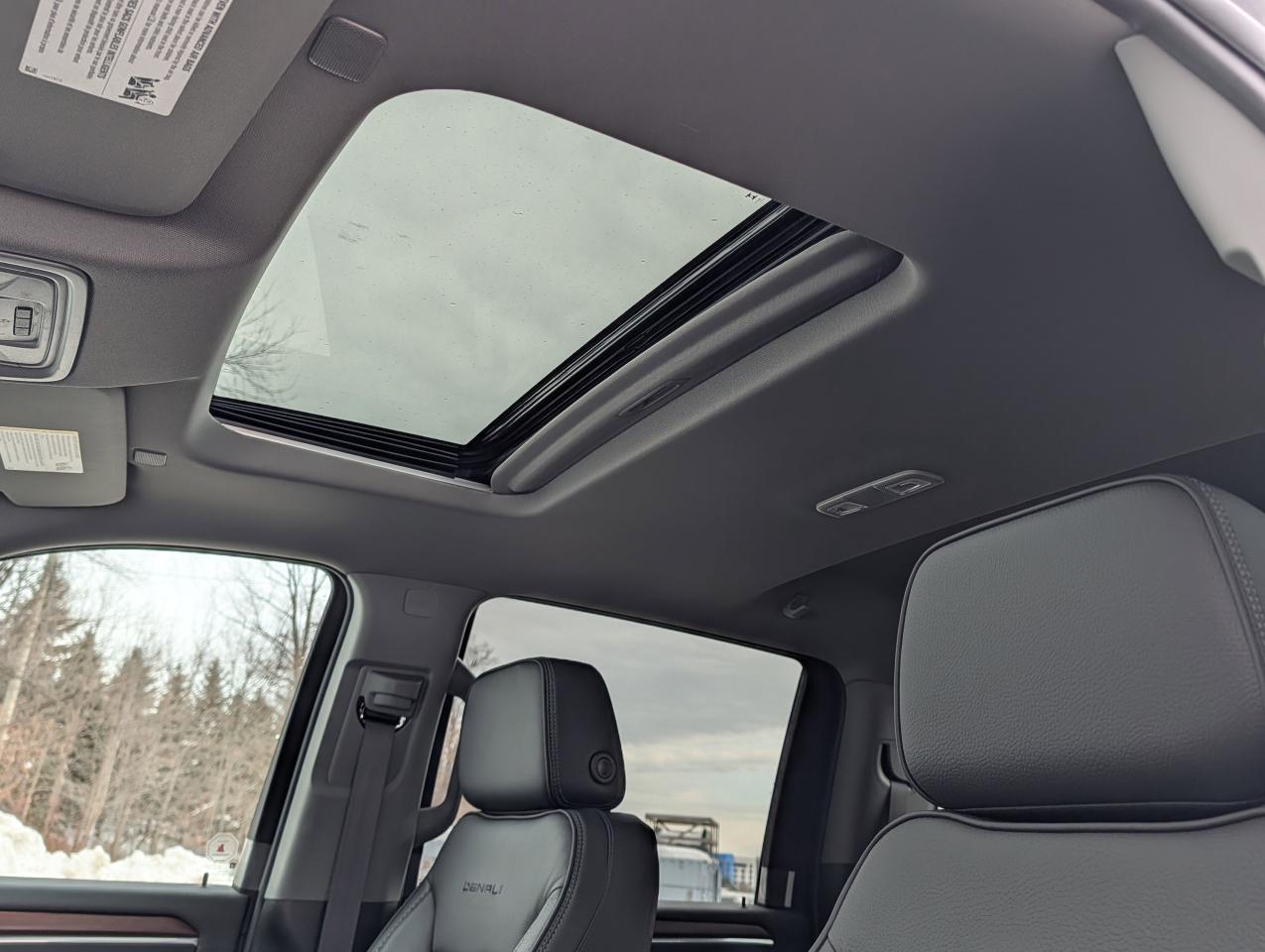 2026 GMC SIERRA 2500HD DENALI Photo