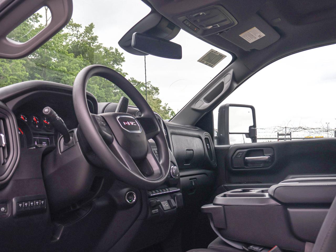 2026 Chevrolet SILVERADO 2500HD Work Truck Photo