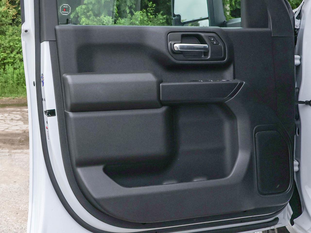 2026 Chevrolet SILVERADO 2500HD Work Truck Photo
