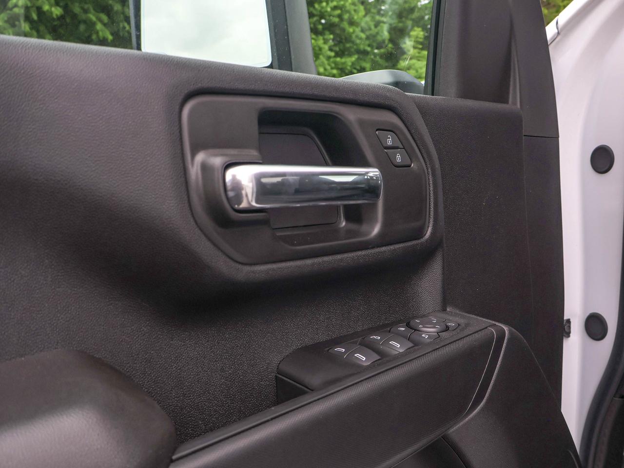 2026 Chevrolet SILVERADO 2500HD Work Truck Photo