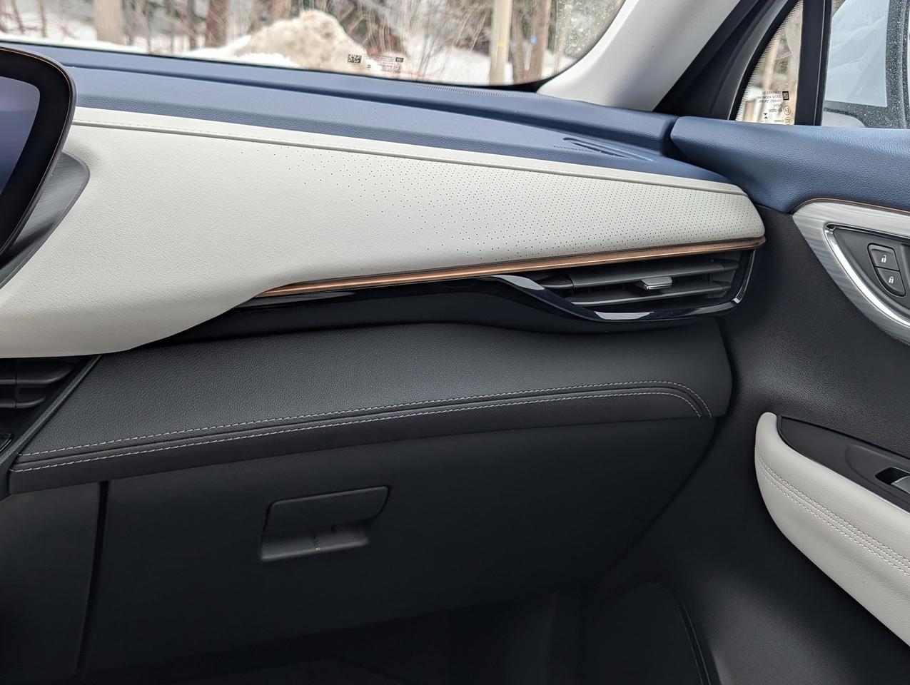 2026 Buick Envision Avenir Photo