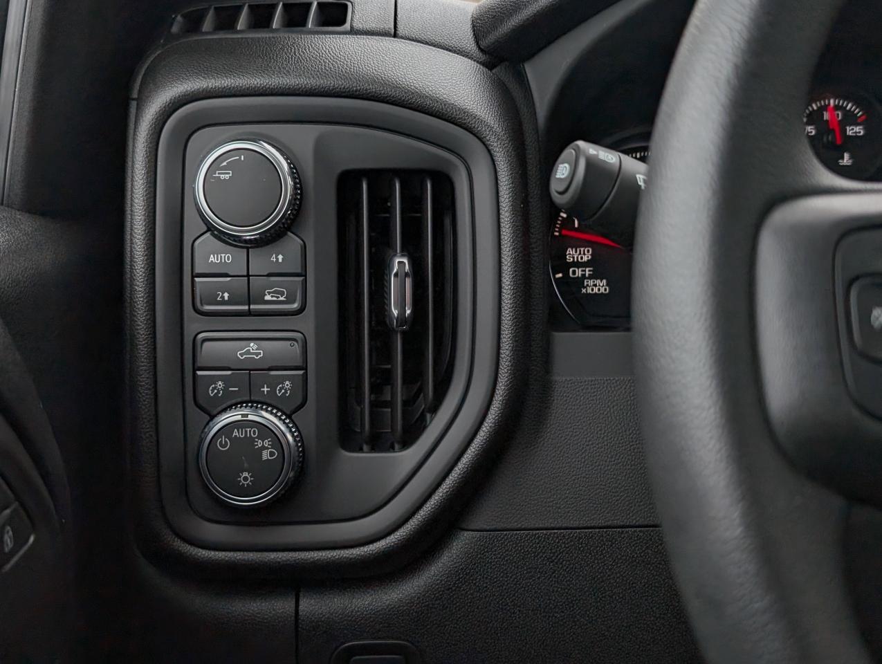 2026 GMC Sierra 1500 PRO Photo