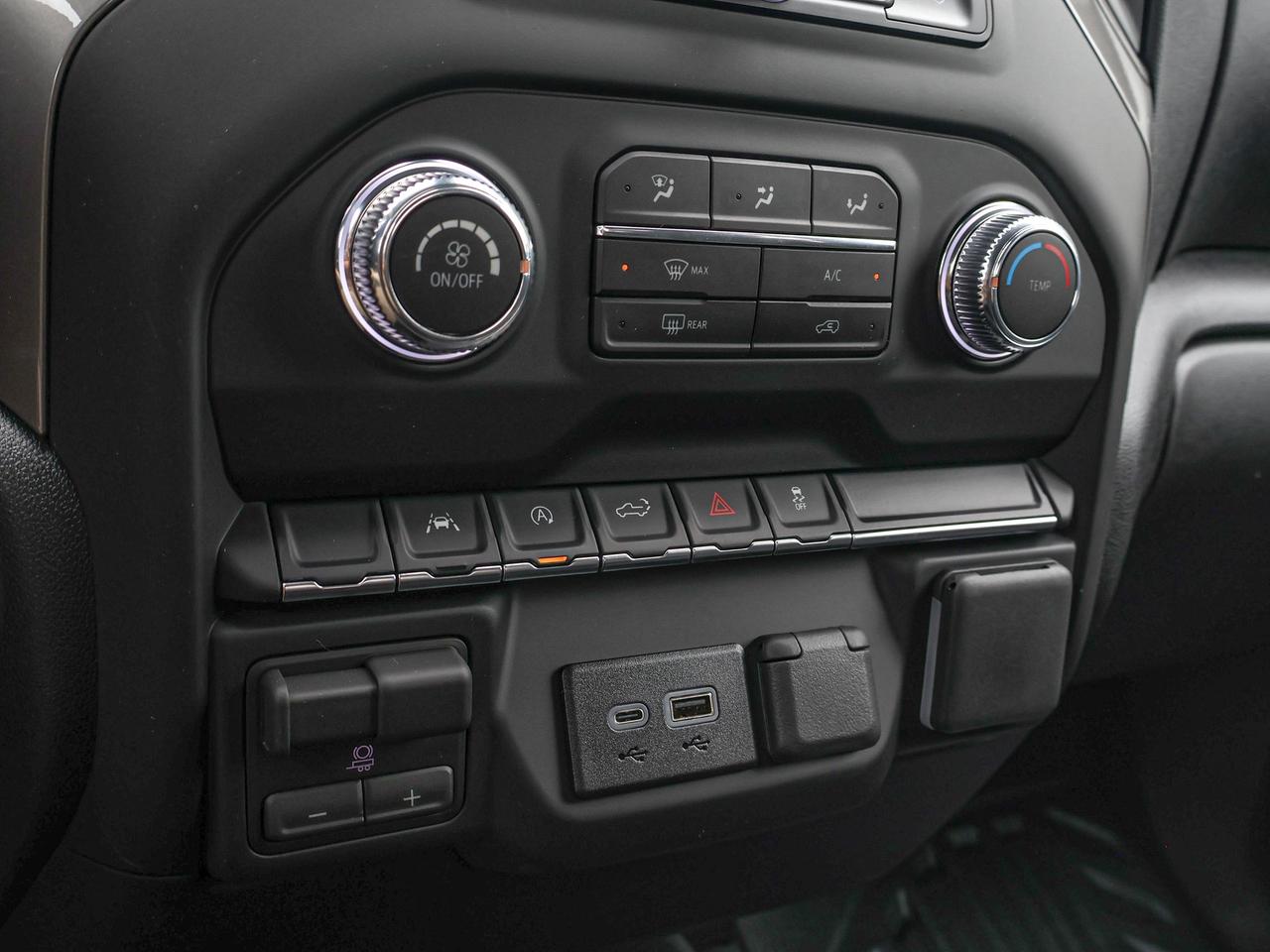 2026 GMC Sierra 1500 PRO Photo