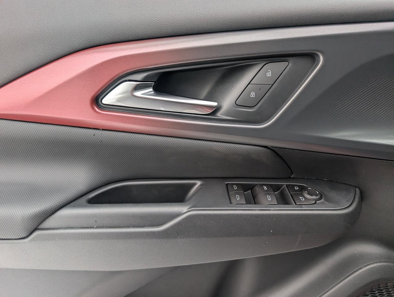 2026 Chevrolet Equinox EV RS Photo