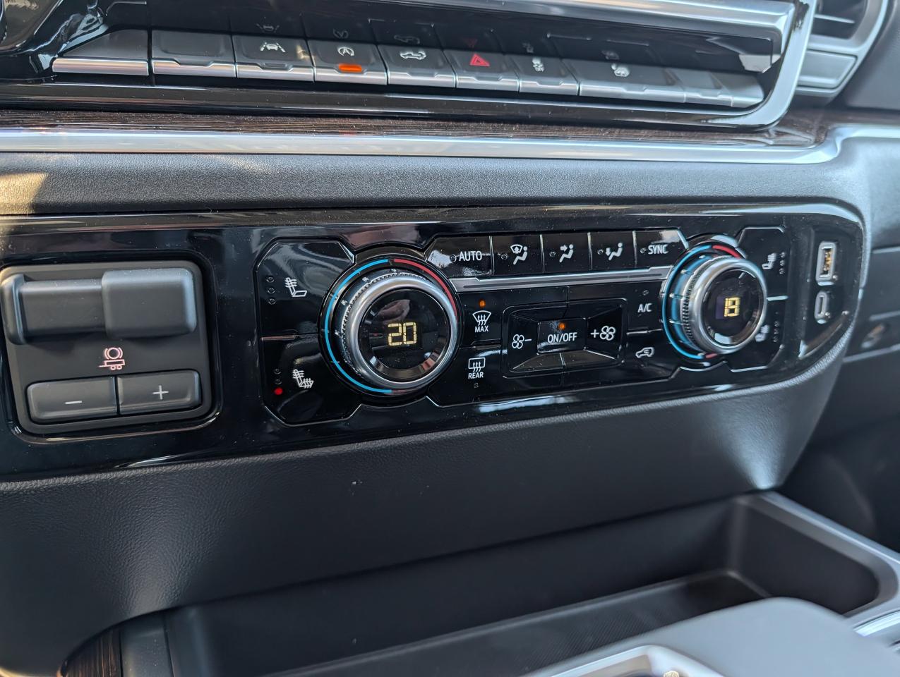 2026 GMC Sierra 1500 ELEVATION Photo