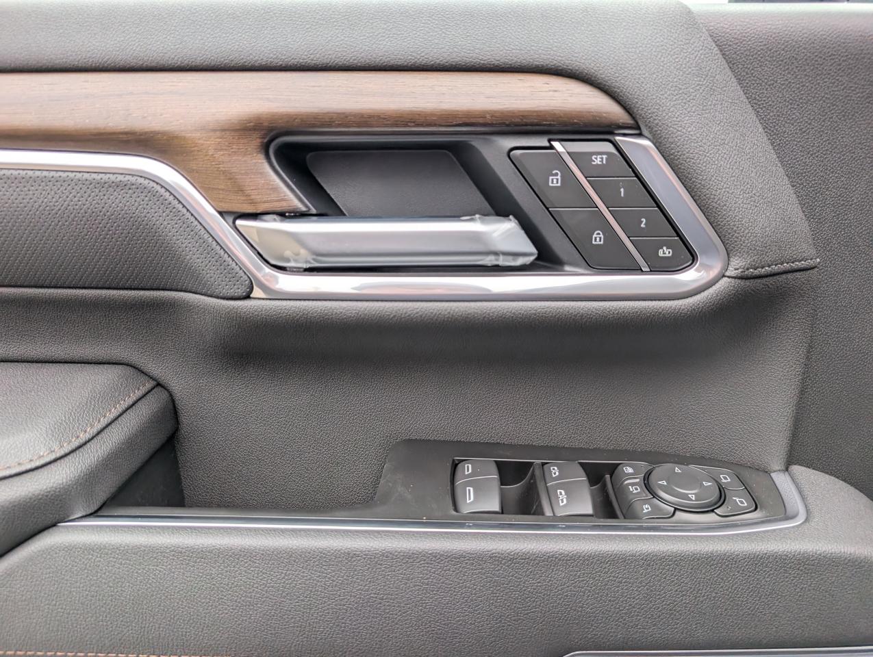 2026 Chevrolet SILVERADO 2500HD High Country Photo