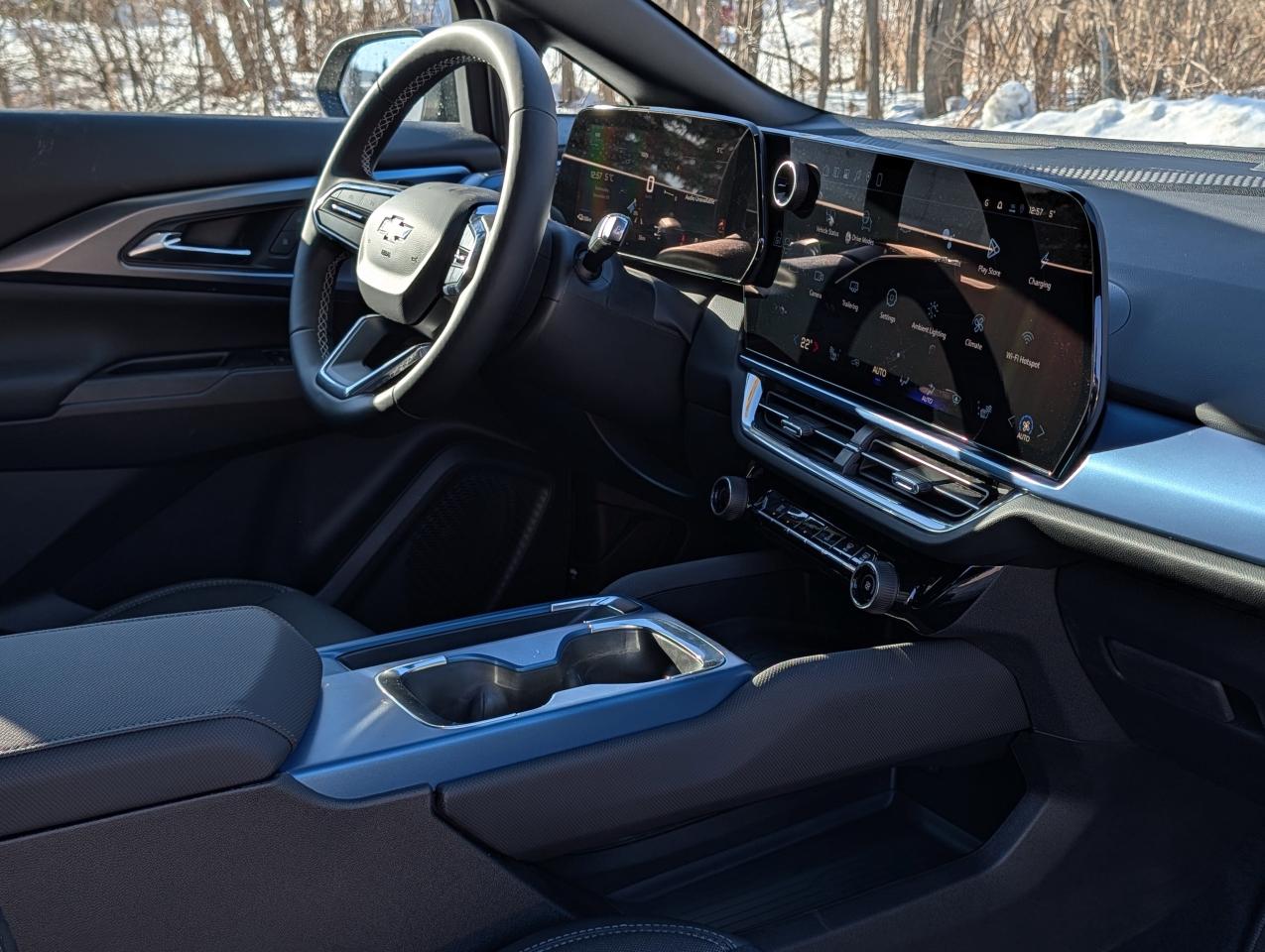 2026 Chevrolet Equinox EV LT Photo