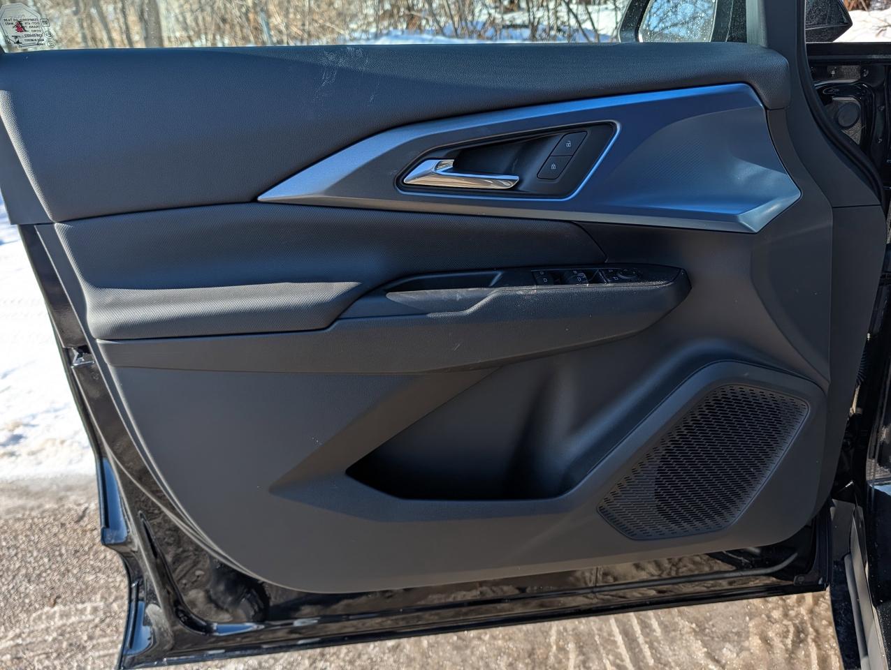 2026 Chevrolet Equinox EV LT Photo