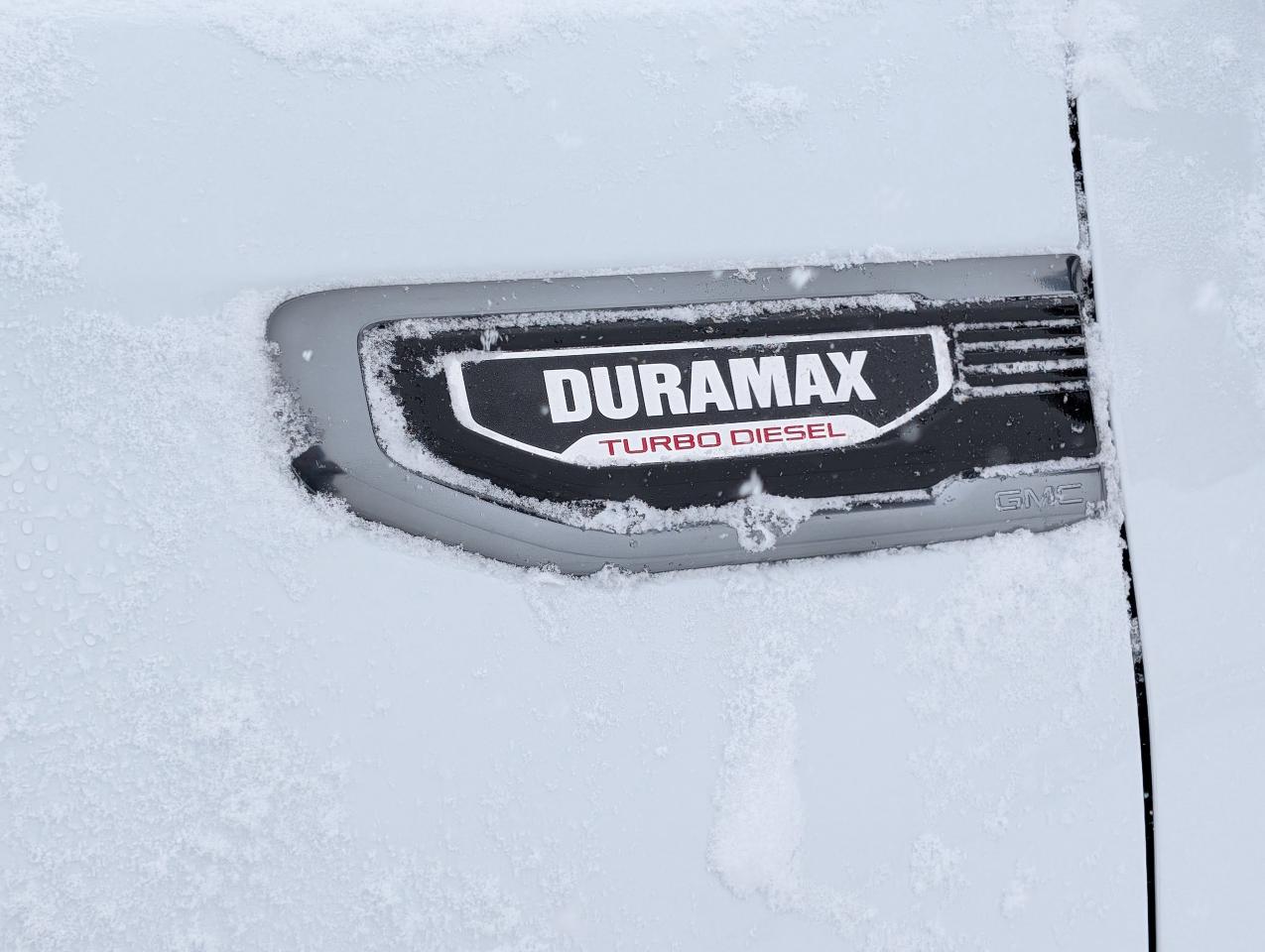 2026 GMC Sierra 1500 AT4 Photo3