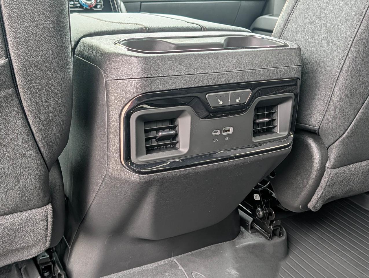 2026 GMC Sierra 1500 AT4 Photo