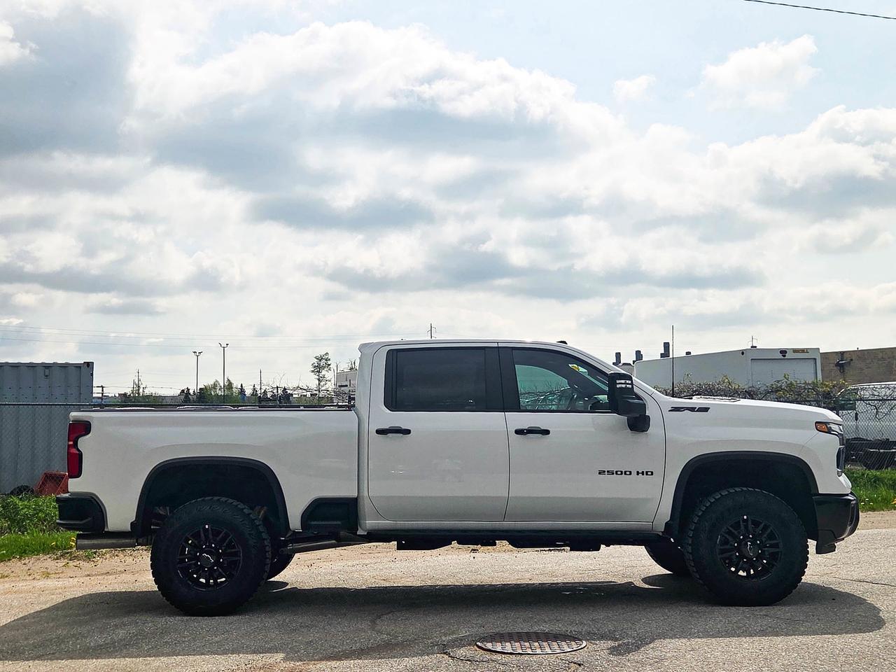 2026 Chevrolet SILVERADO 2500HD ZR2 Photo