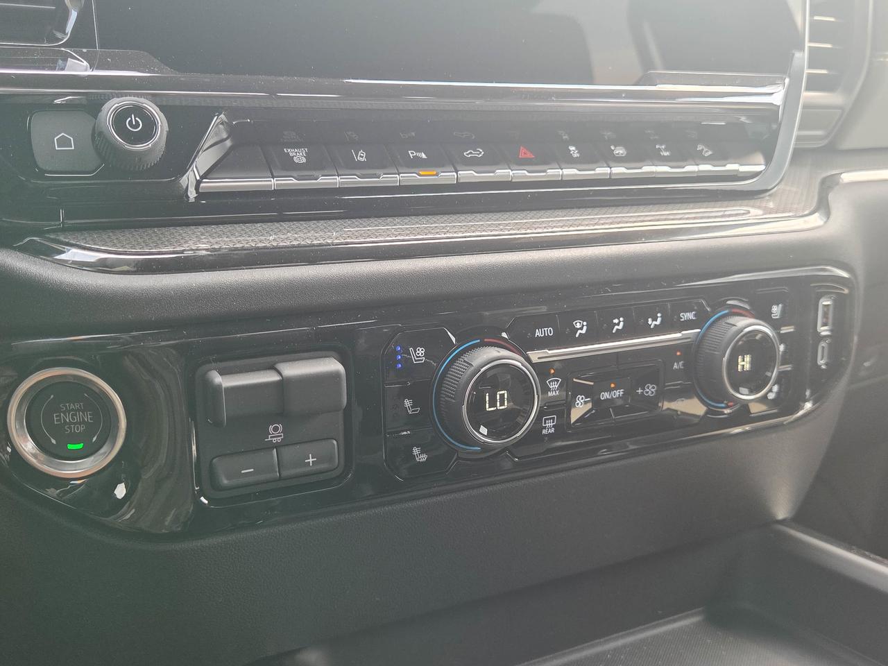 2026 Chevrolet SILVERADO 2500HD ZR2 Photo
