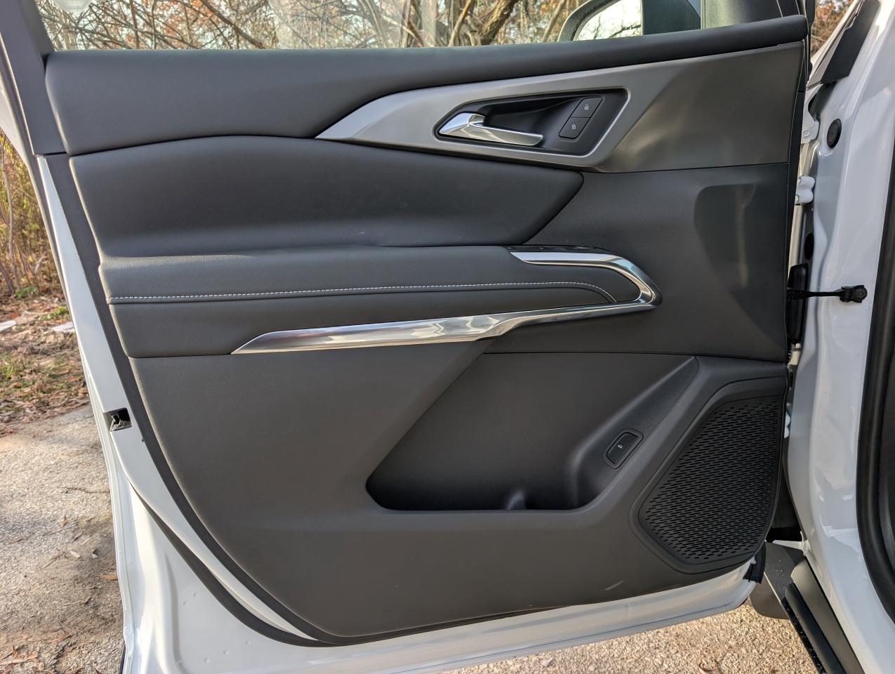 2026 Chevrolet Traverse LT Photo