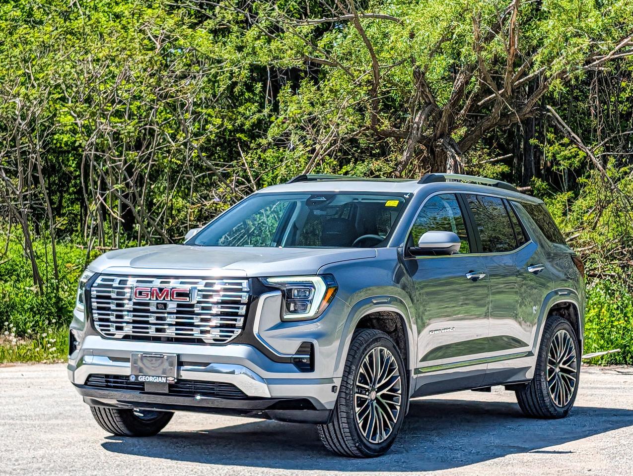 2026 GMC Terrain AWD Denali Photo4