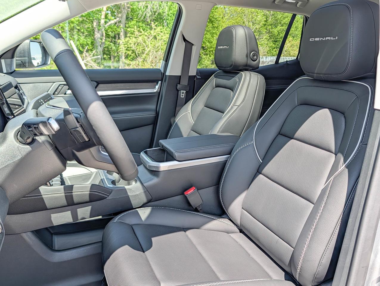 2026 GMC Terrain AWD Denali Photo