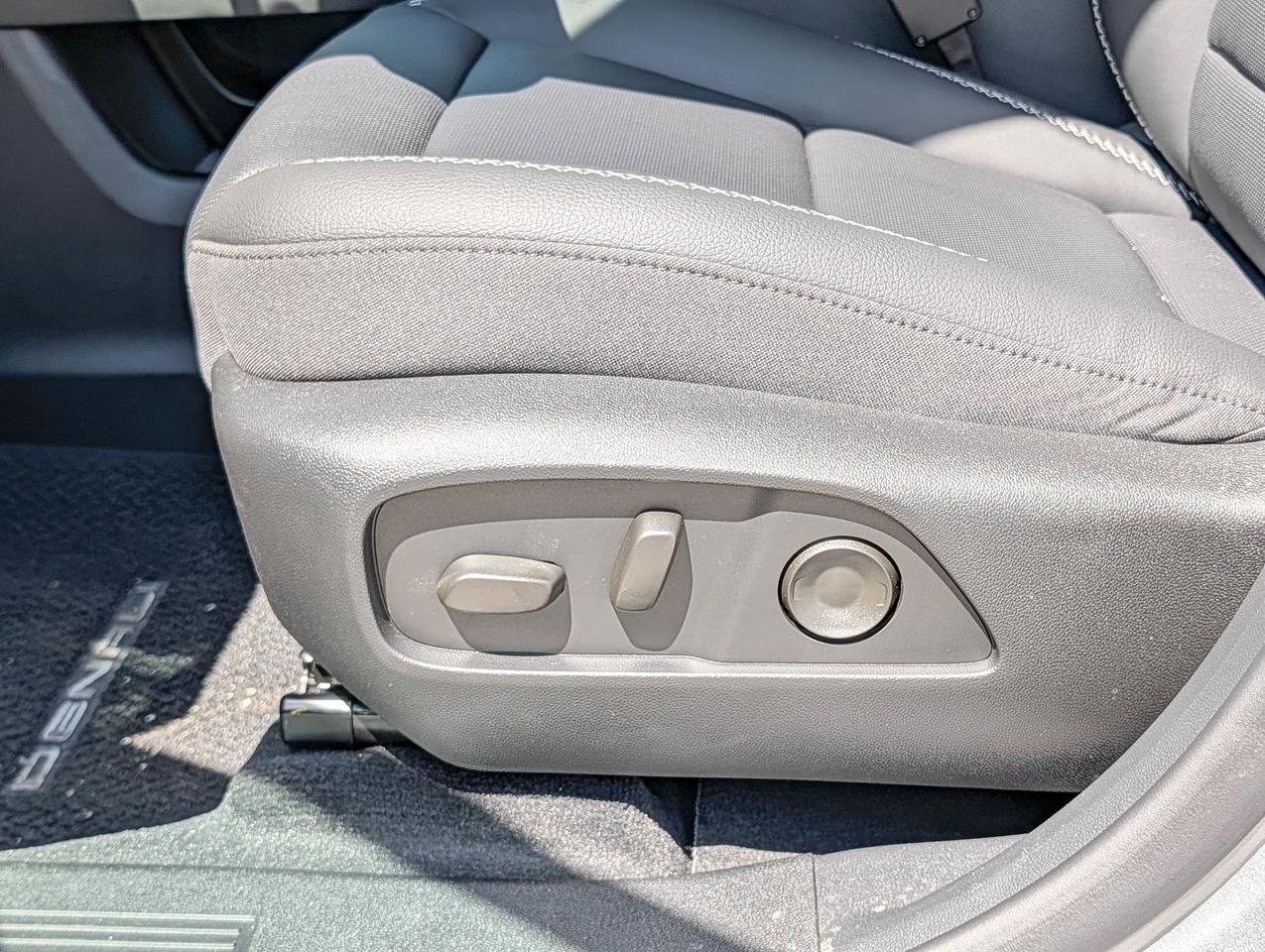 2026 GMC Terrain AWD Denali Photo