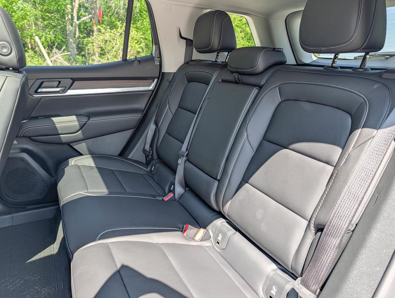 2026 GMC Terrain AWD Denali Photo