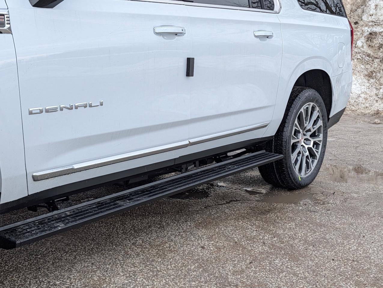 2026 GMC Yukon XL Denali Photo