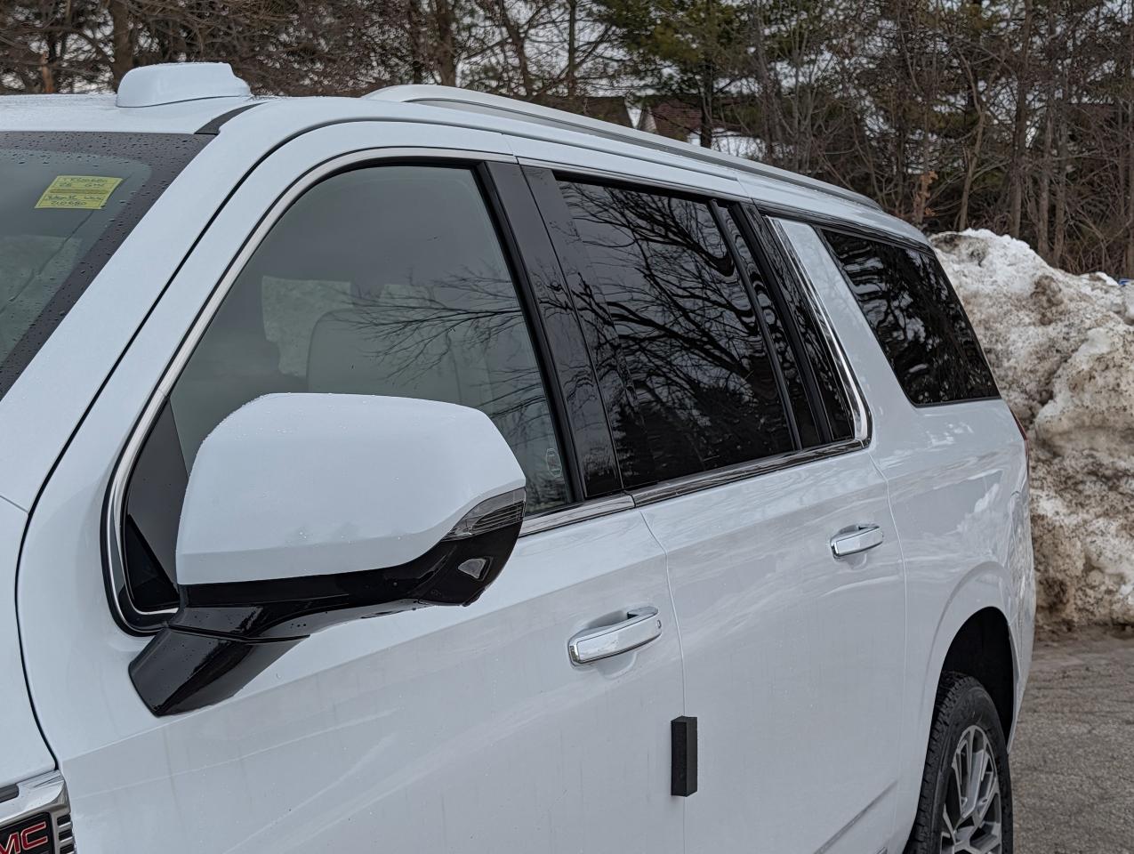 2026 GMC Yukon XL Denali Photo2