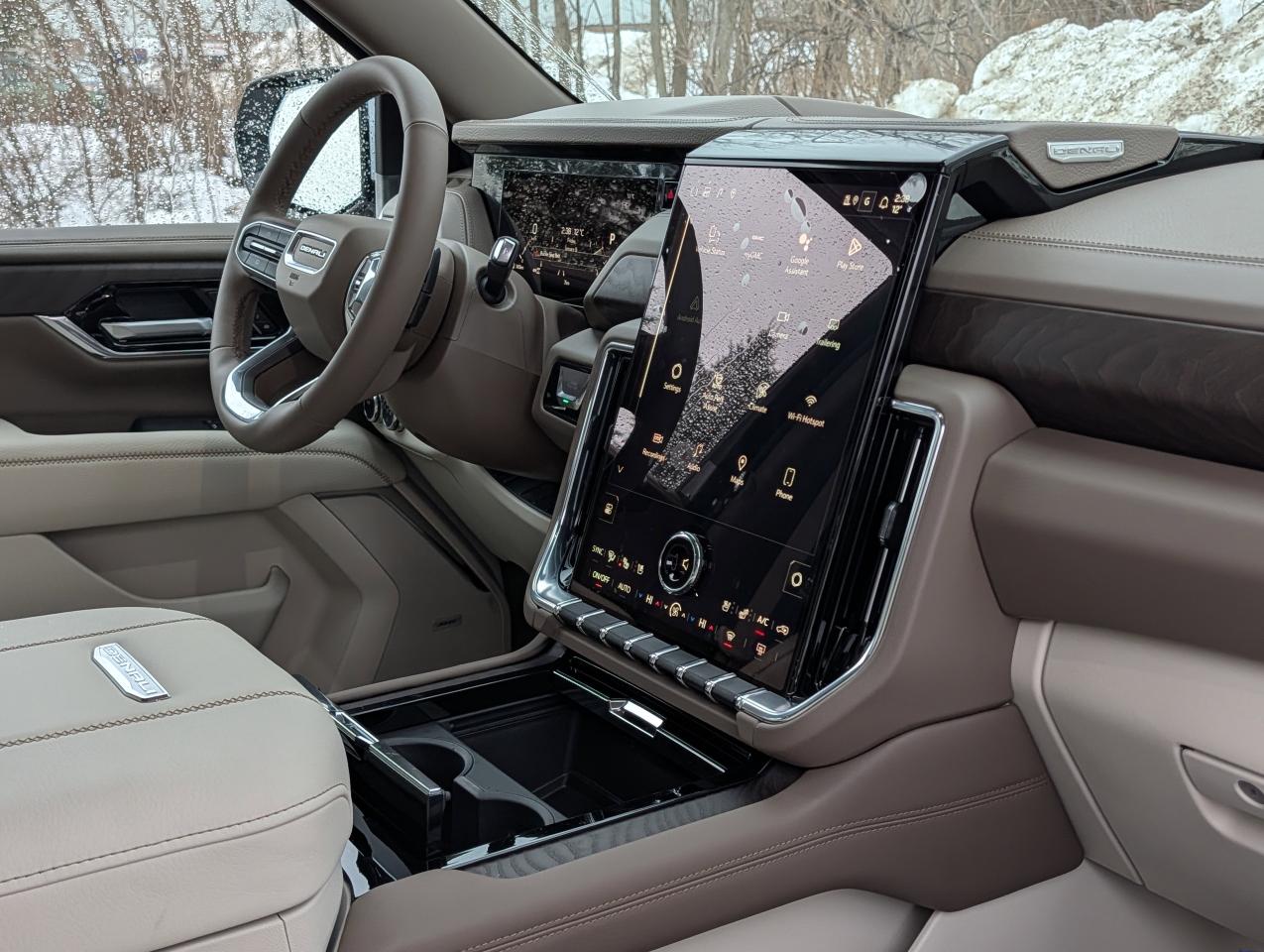 2026 GMC Yukon XL Denali Photo