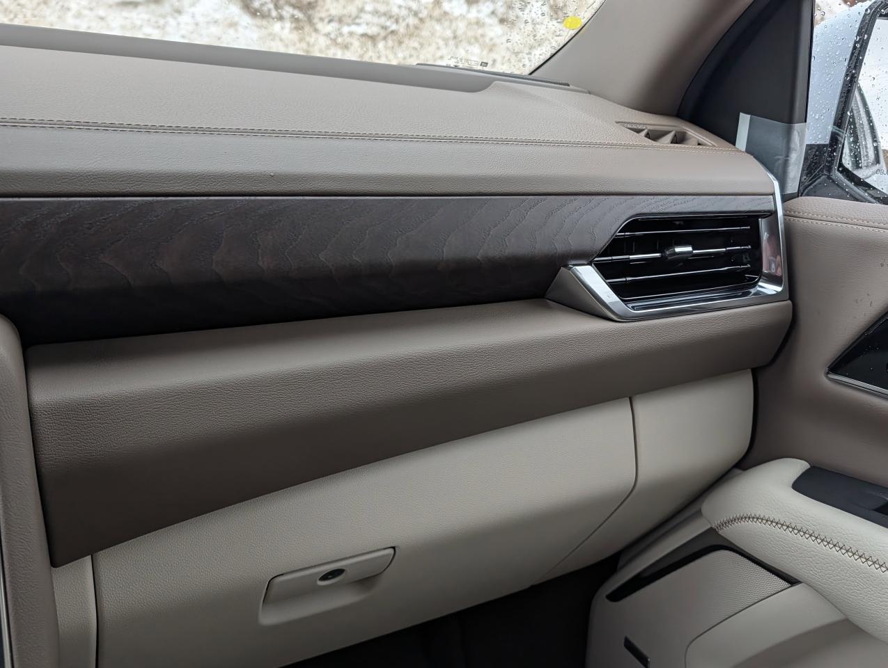 2026 GMC Yukon XL Denali Photo