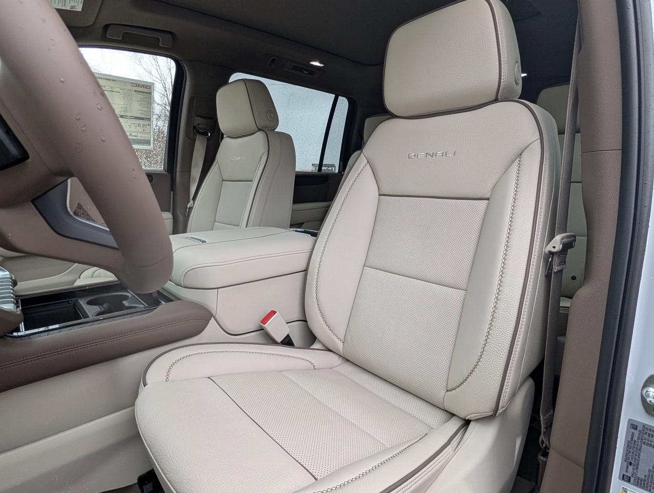 2026 GMC Yukon XL Denali Photo