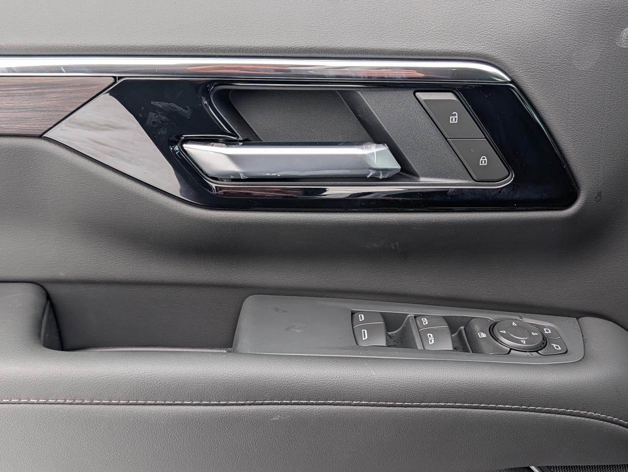 2026 Chevrolet Tahoe LS Photo