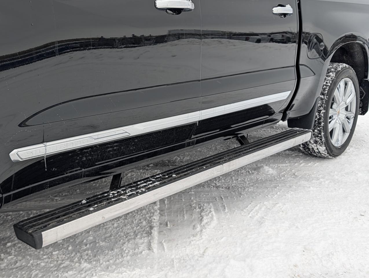 2026 Chevrolet Silverado 1500 High Country Photo