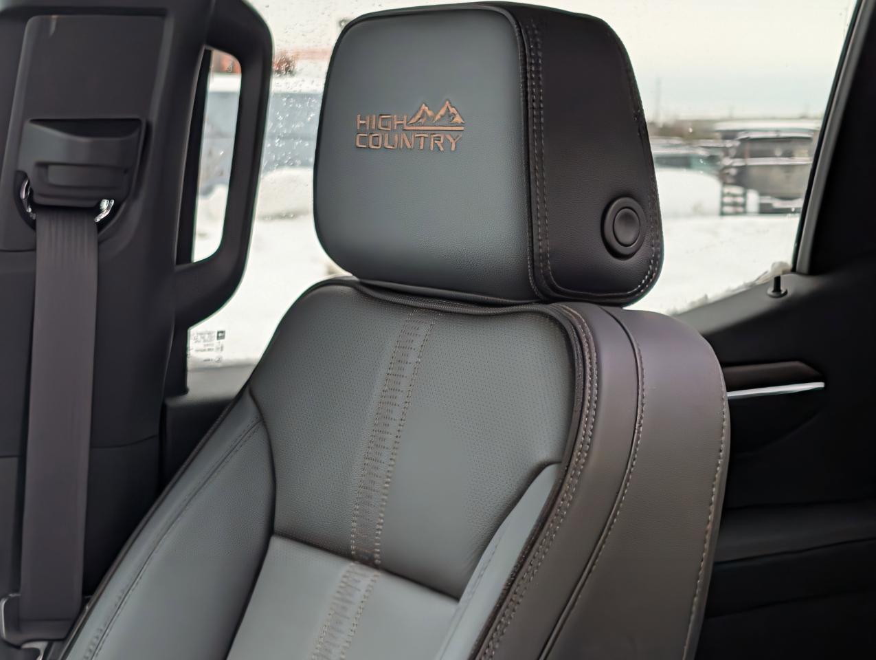 2026 Chevrolet Silverado 1500 High Country Photo