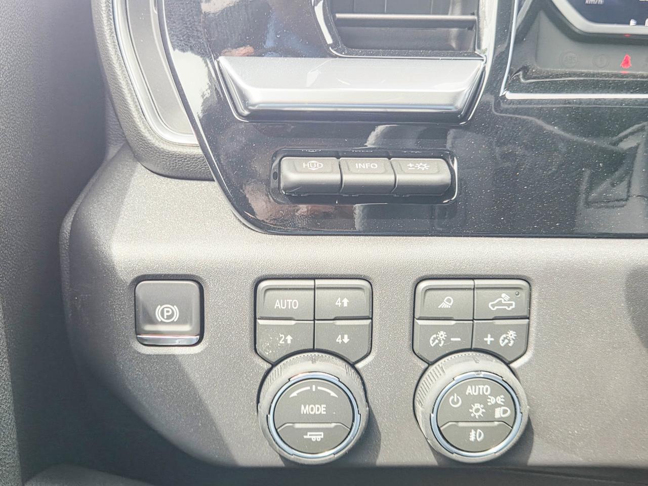 2026 Chevrolet Silverado 1500 High Country Photo