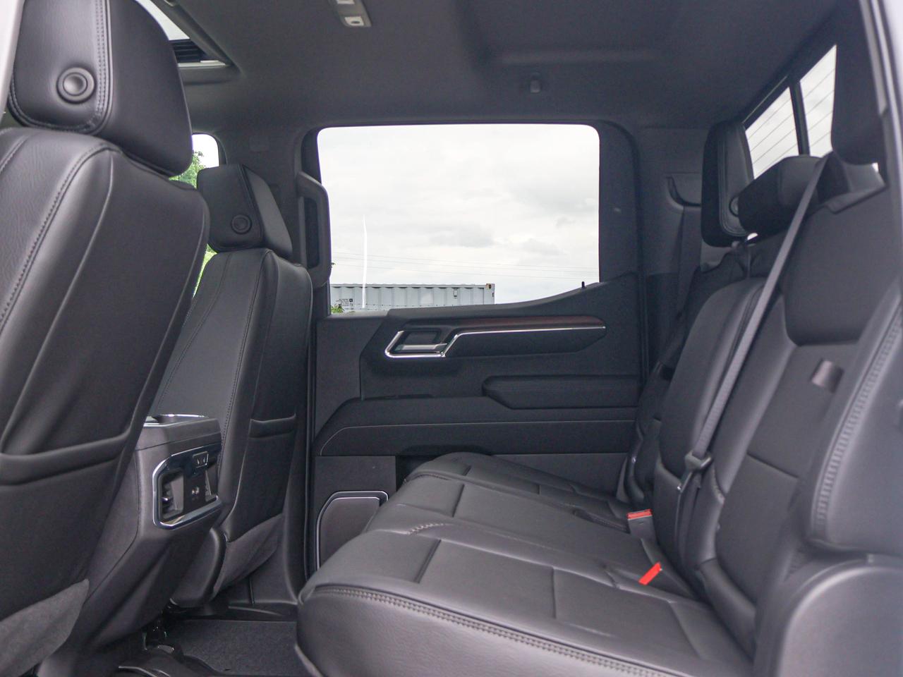 2026 GMC Sierra 1500 Denali Photo