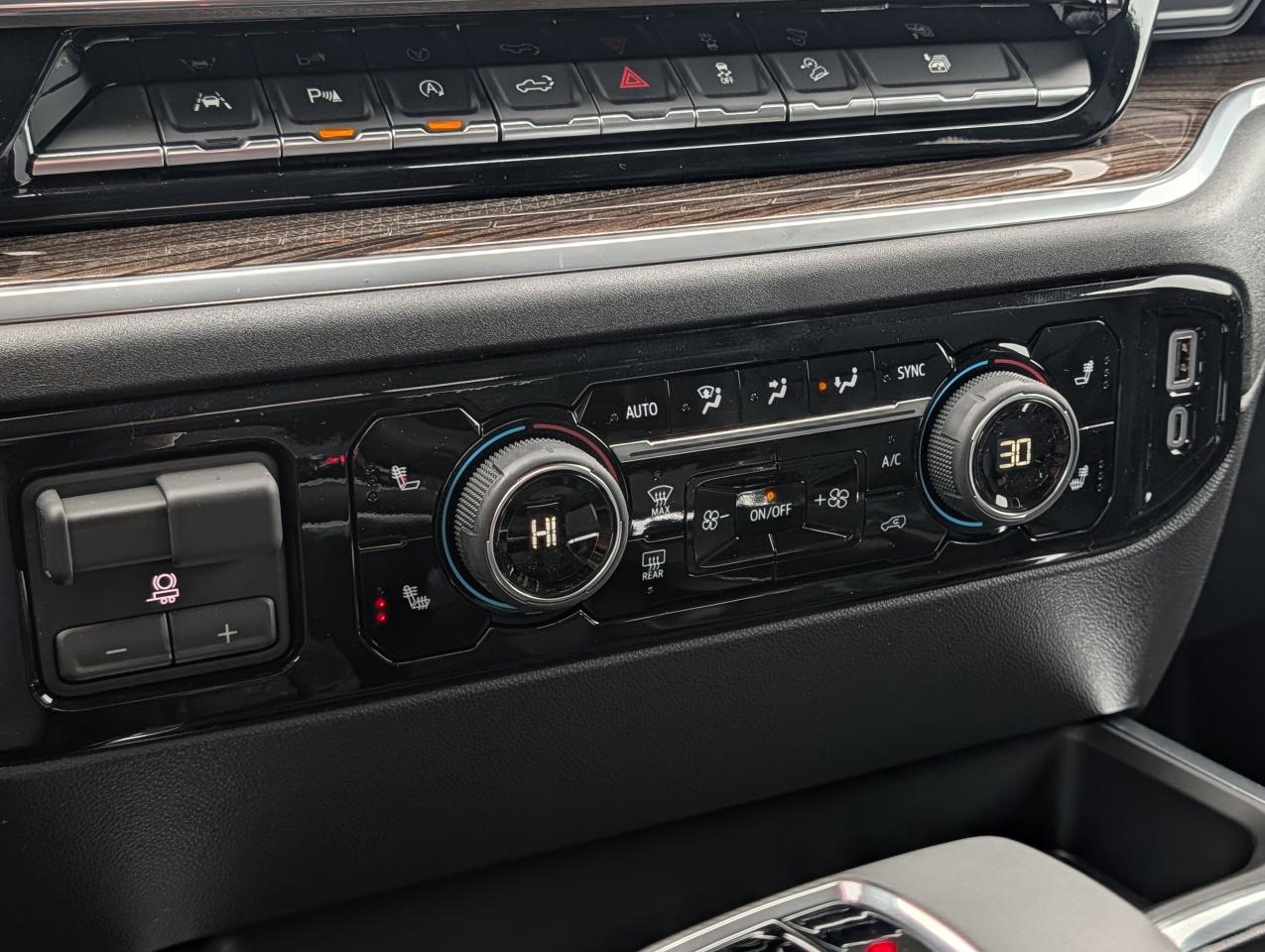 2026 Chevrolet Silverado 1500 RST Photo