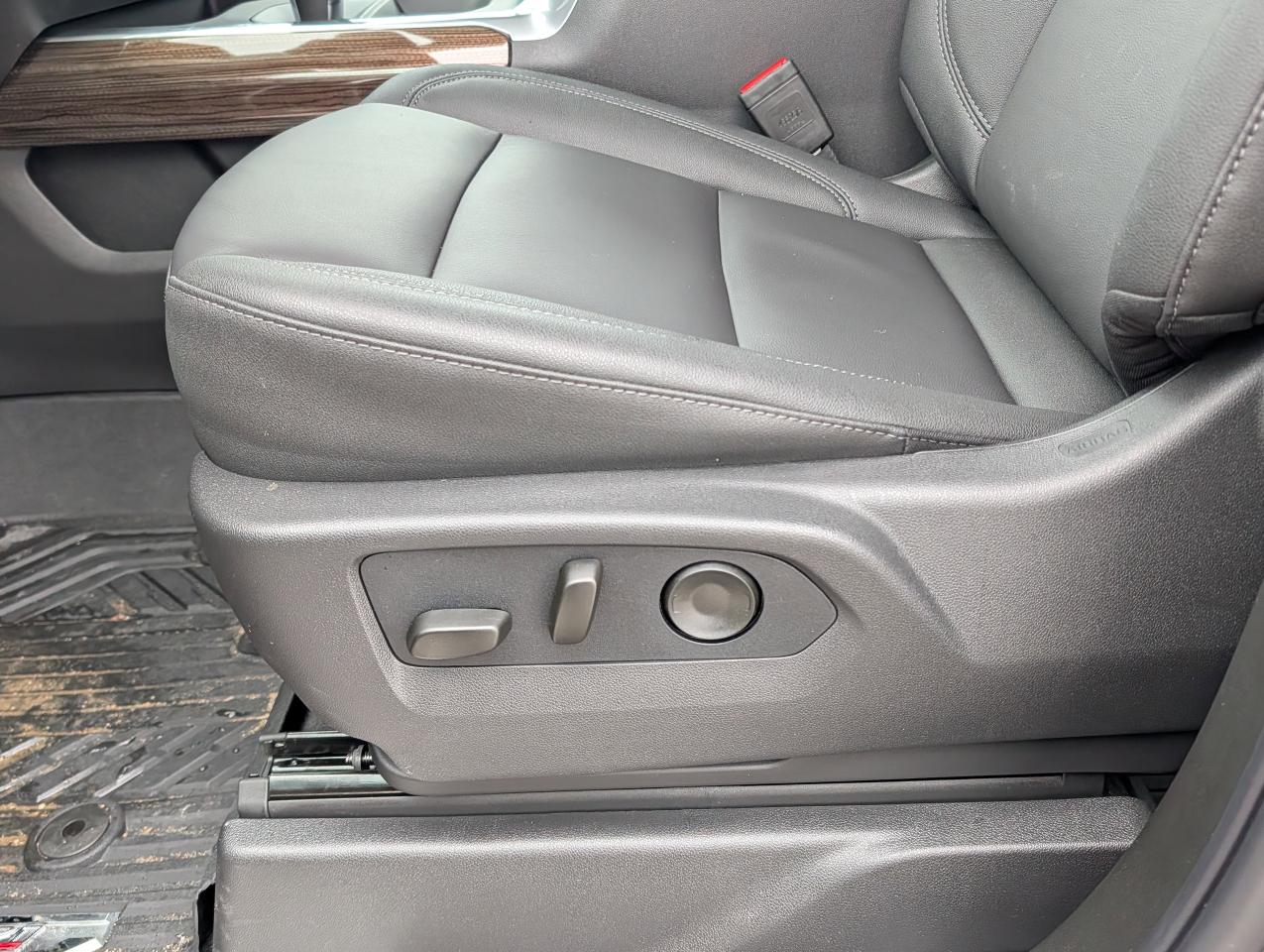 2026 Chevrolet Silverado 1500 RST Photo