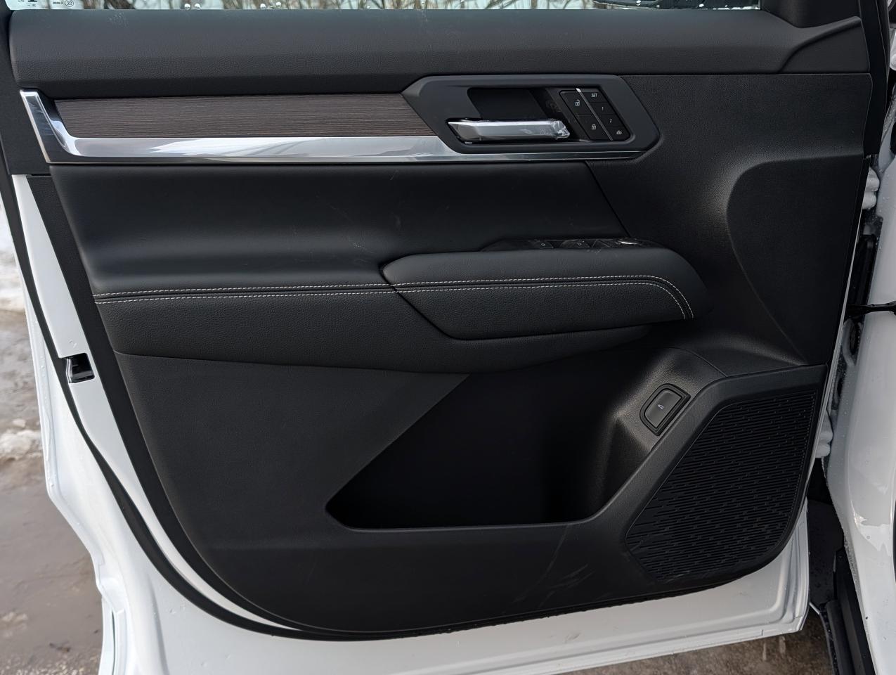 2026 GMC Terrain AWD Denali Photo