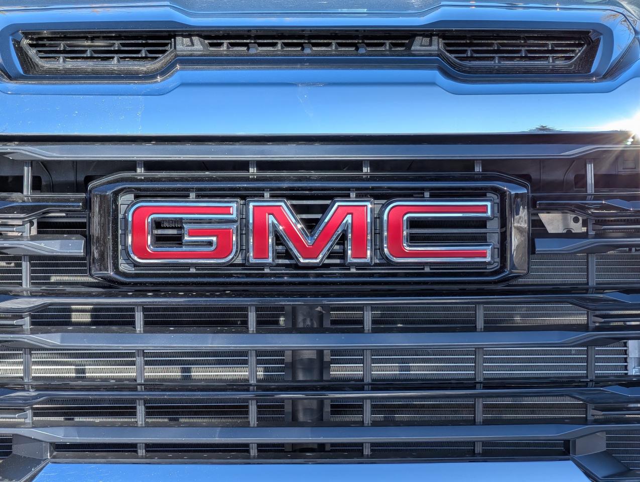 2026 GMC SIERRA 2500HD Pro Photo