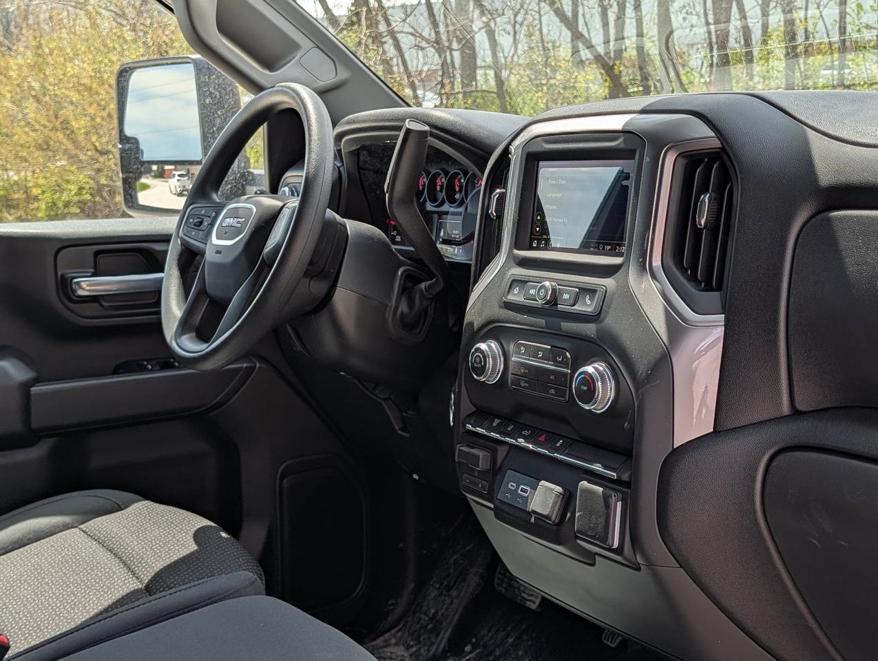 2026 GMC SIERRA 2500HD Pro Photo