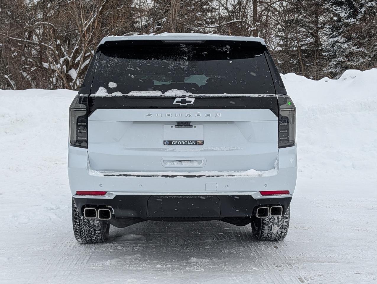 2026 Chevrolet Suburban High Country Photo