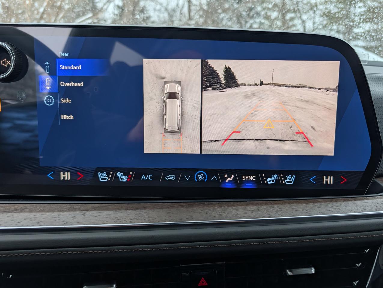 2026 Chevrolet Suburban High Country Photo