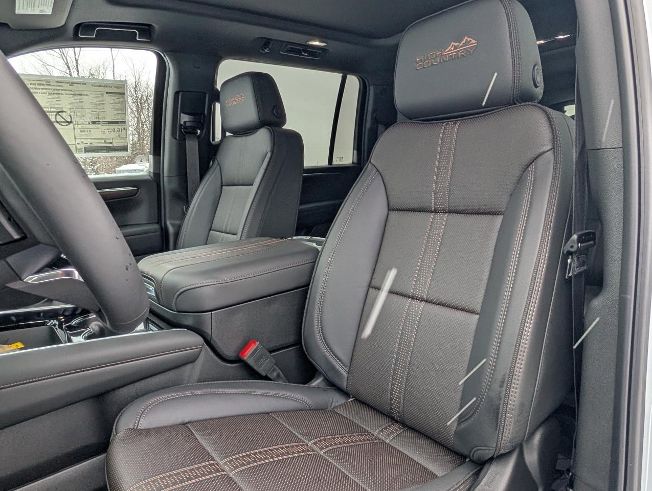 2026 Chevrolet Suburban High Country Photo