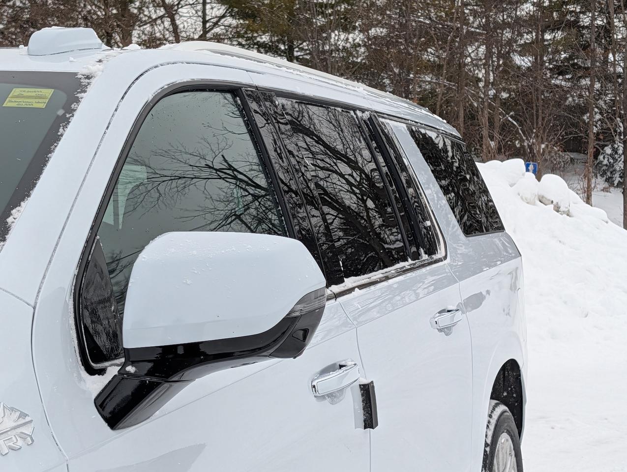 2026 Chevrolet Suburban High Country Photo