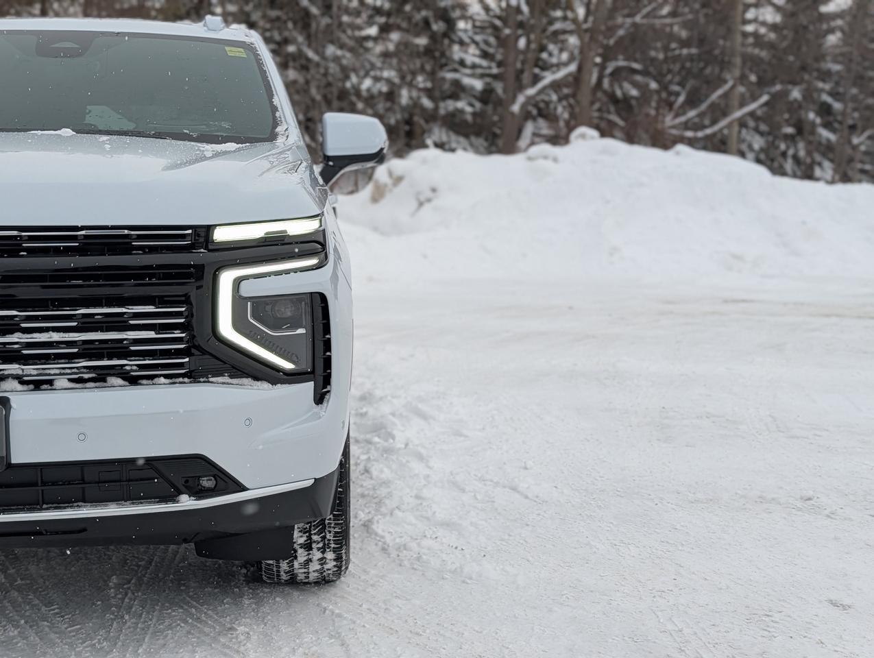 2026 Chevrolet Suburban High Country Photo