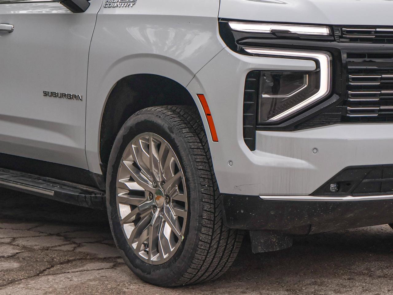 2026 Chevrolet Suburban High Country Photo