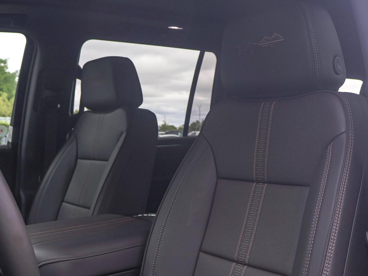 2026 Chevrolet Suburban High Country Photo