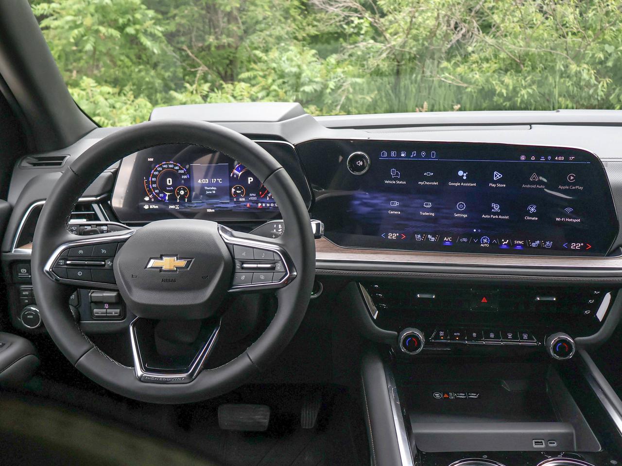 2026 Chevrolet Suburban High Country Photo