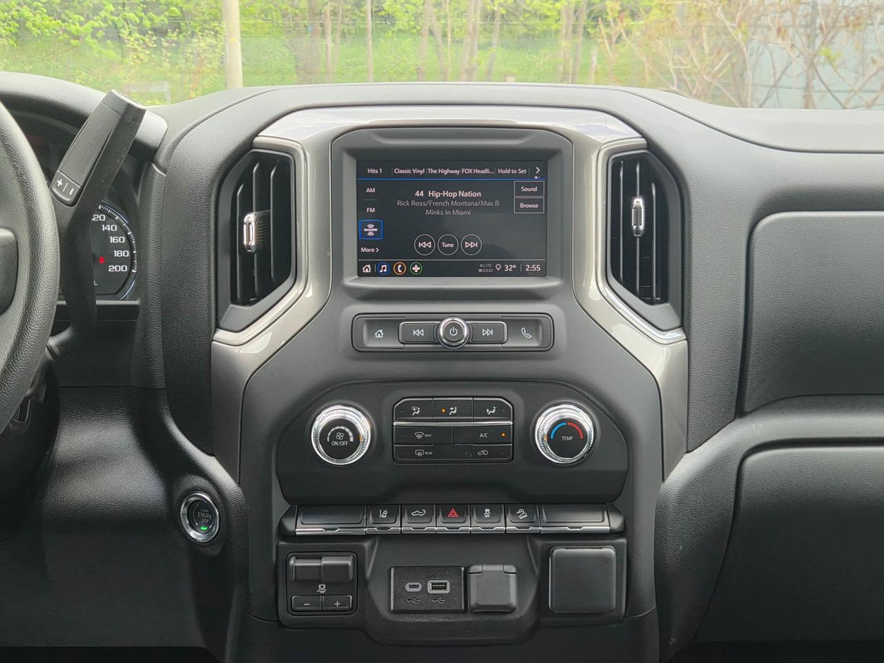 2026 GMC SIERRA 2500HD Pro Photo