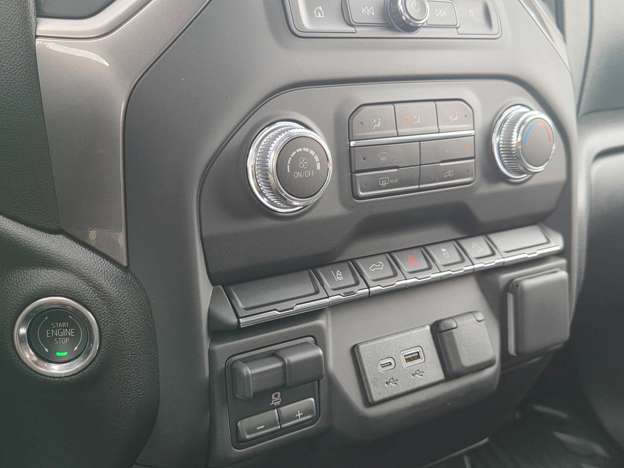 2026 GMC SIERRA 2500HD Pro Photo