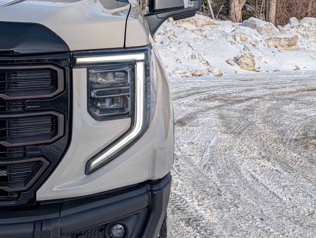 2026 GMC Sierra 1500 AT4X Photo