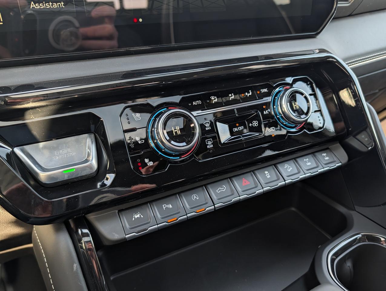 2026 GMC Sierra 1500 AT4X Photo